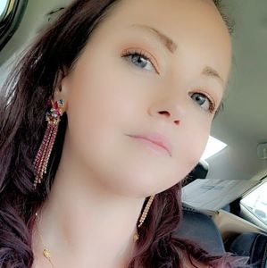 Meet your Posher, Lindsey